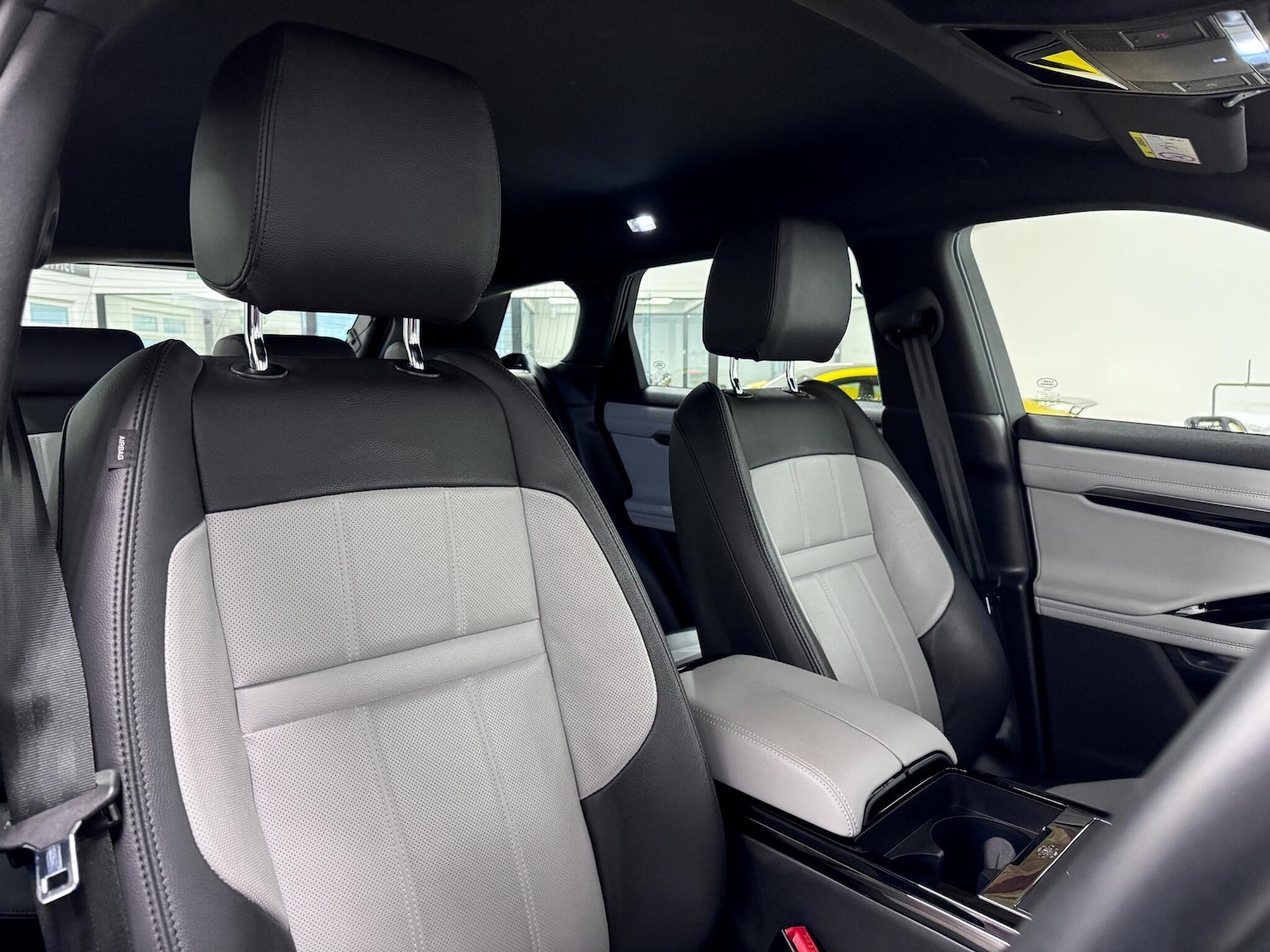 Used Land Rover Range Rover Evoque 2023 for sale - 76499980: Photo 22