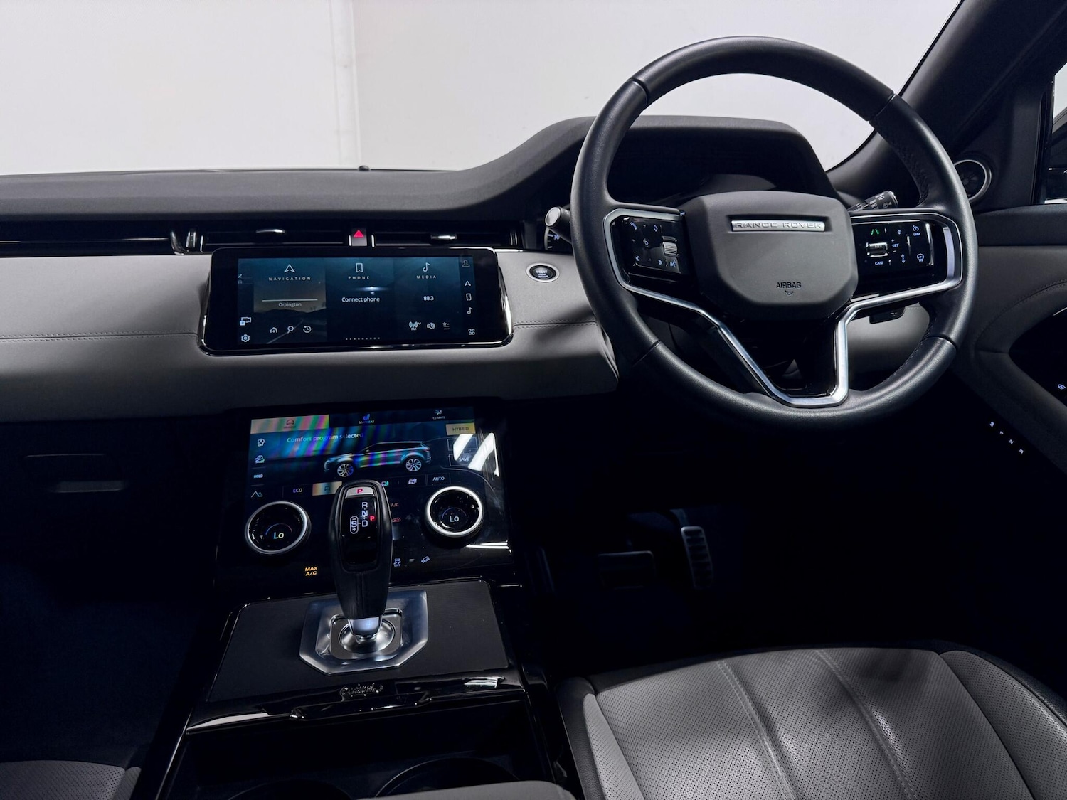 Used Land Rover Range Rover Evoque 2023 for sale - 76499980: Photo 28