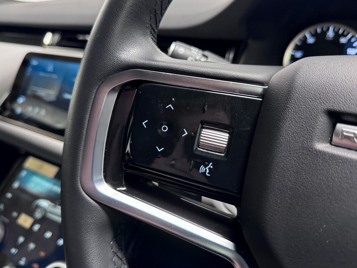 Used Land Rover Range Rover Evoque 2023 for sale - 76499980: Photo 30