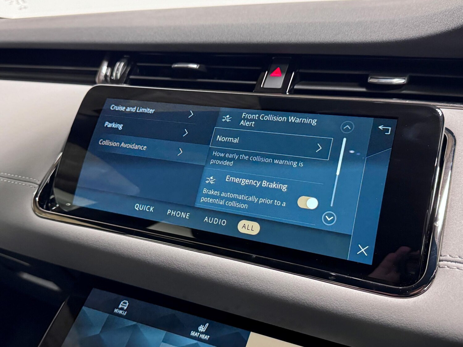 Used Land Rover Range Rover Evoque 2023 for sale - 76499980: Photo 50