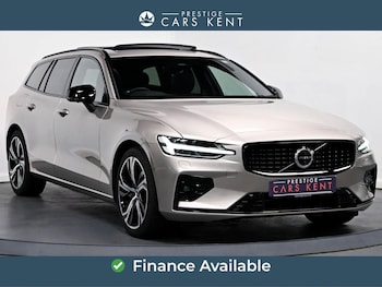 Used Volvo V60 2023 for sale - 79440832: Photo