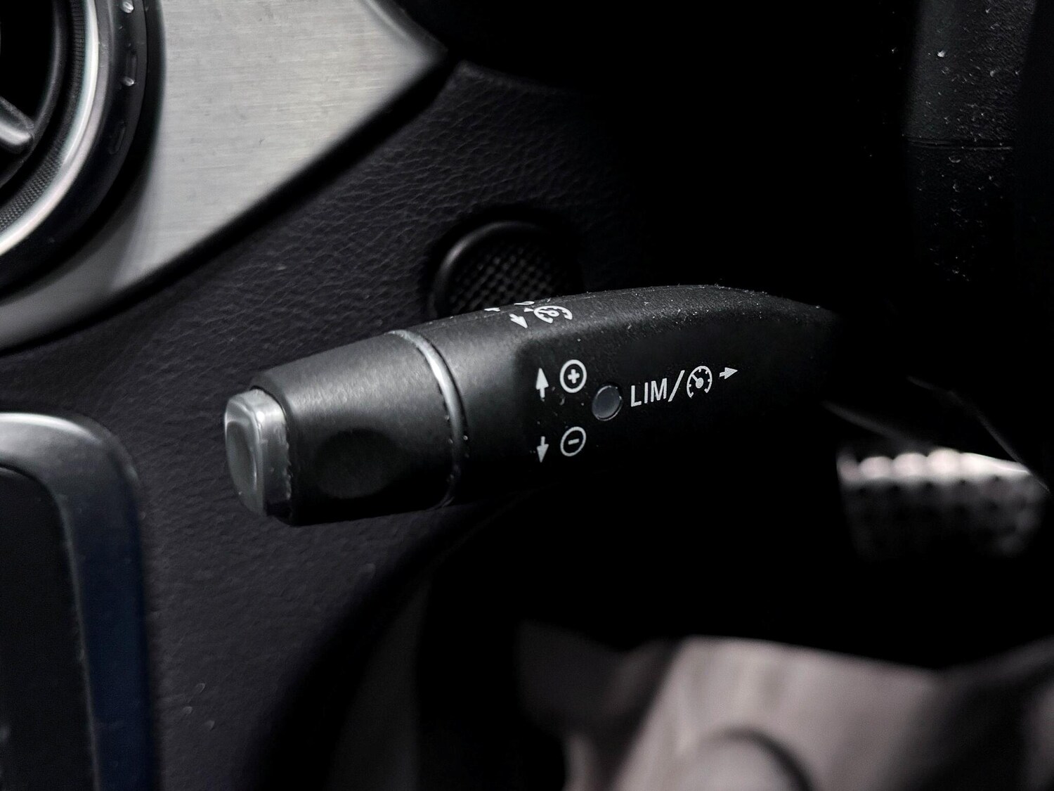 Used Mercedes-Benz GLA 2016 for sale - 77098033: Photo 36