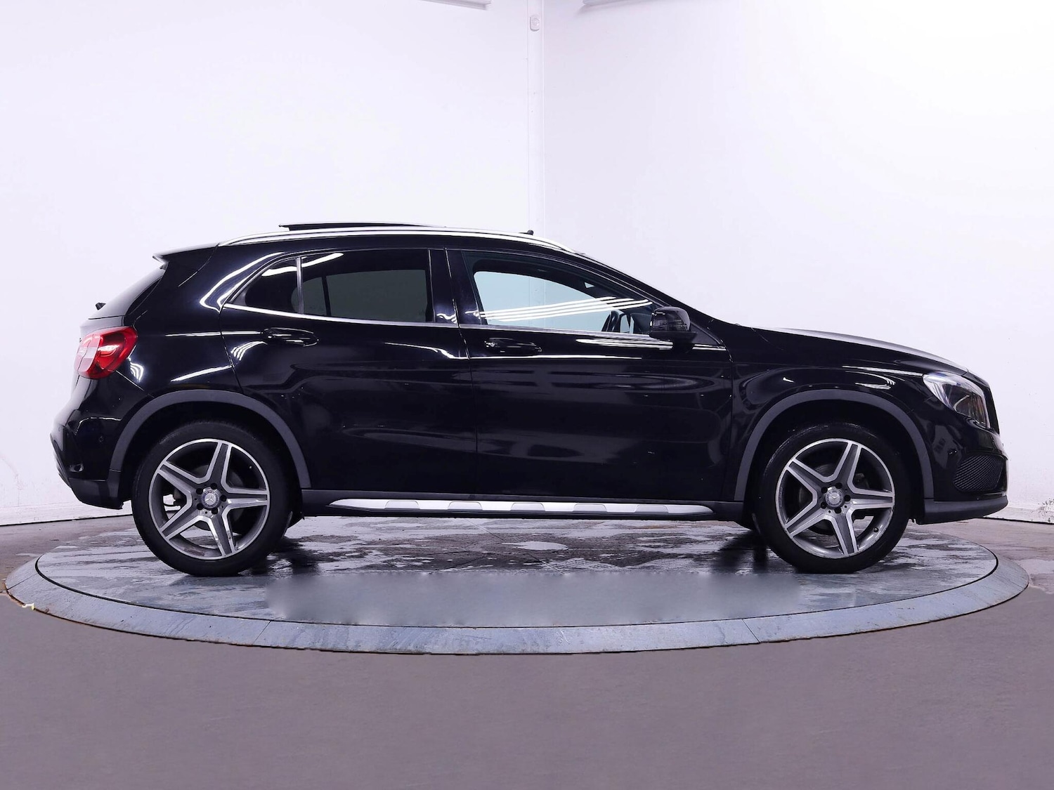Used Mercedes-Benz GLA 2016 for sale - 77098033: Photo 8