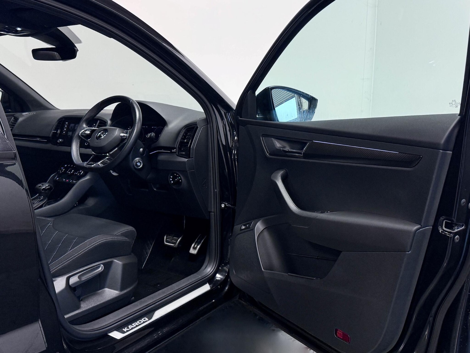 Used Skoda Karoq 2023 for sale - 77109315: Photo 14