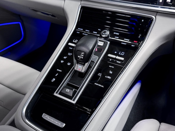 Used Porsche Panamera 2024 for sale - 76121580: Photo 43