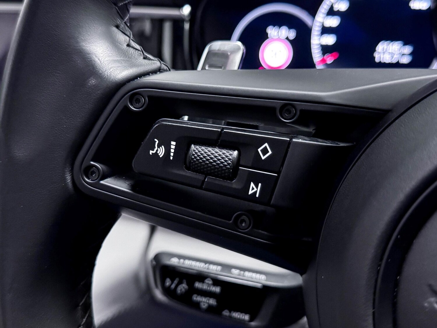 Used Porsche Panamera 2024 for sale - 76121580: Photo 46