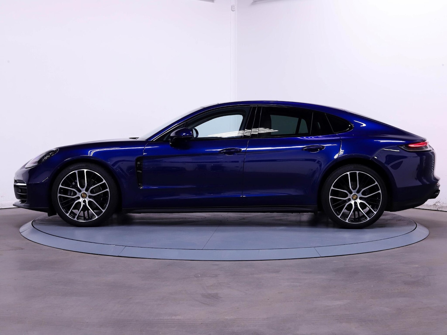 Used Porsche Panamera 2024 for sale - 76121580: Photo 7
