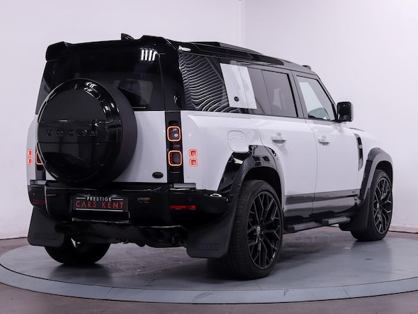 Used Land Rover Defender 110 2023 for sale - 76108667: Photo 11