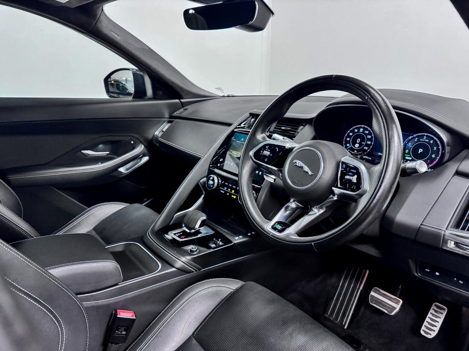 Used Jaguar E-Pace 2021 for sale - 77646240: Photo 19