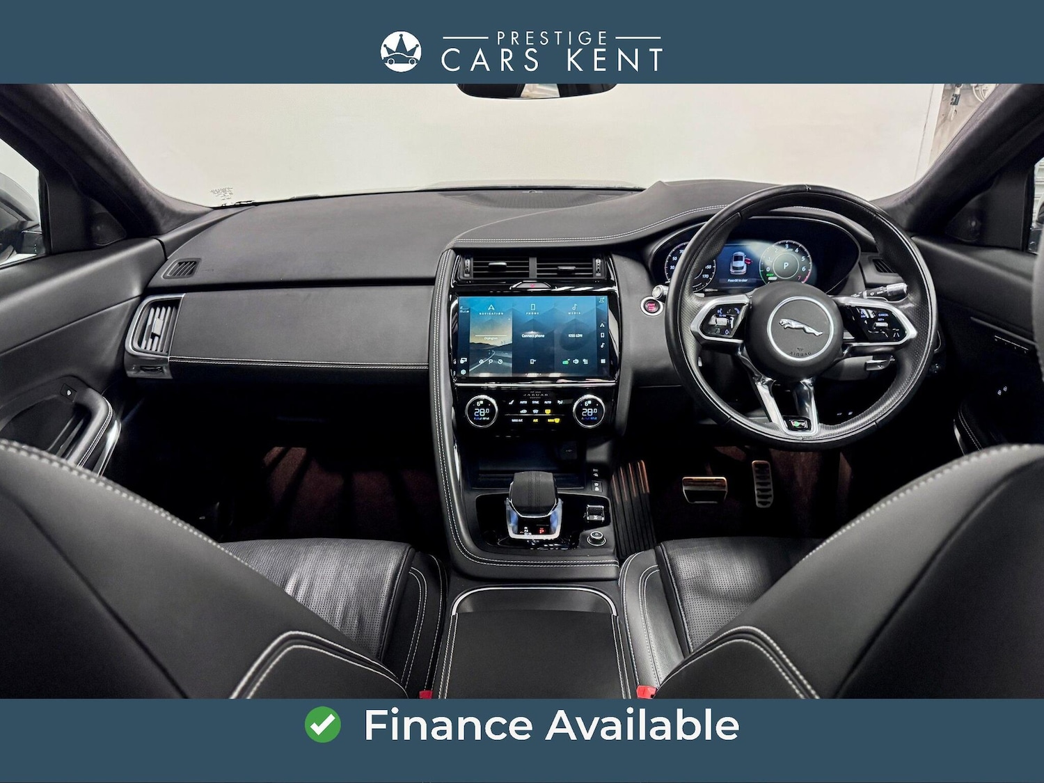 Used Jaguar E-Pace 2021 for sale - 77646240: Photo 2