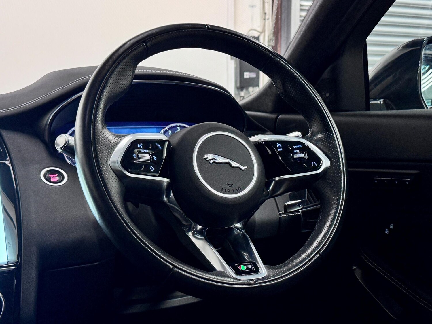 Used Jaguar E-Pace 2021 for sale - 77646240: Photo 33