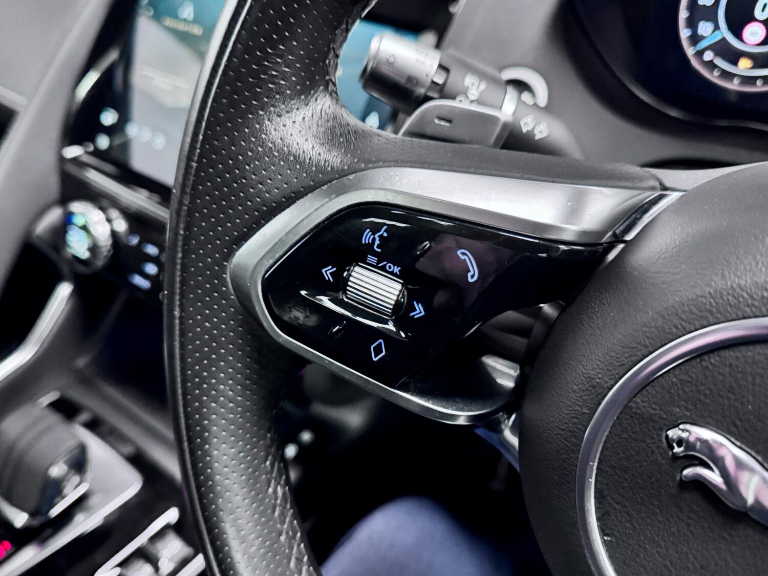 Used Jaguar E-Pace 2021 for sale - 77646240: Photo 34