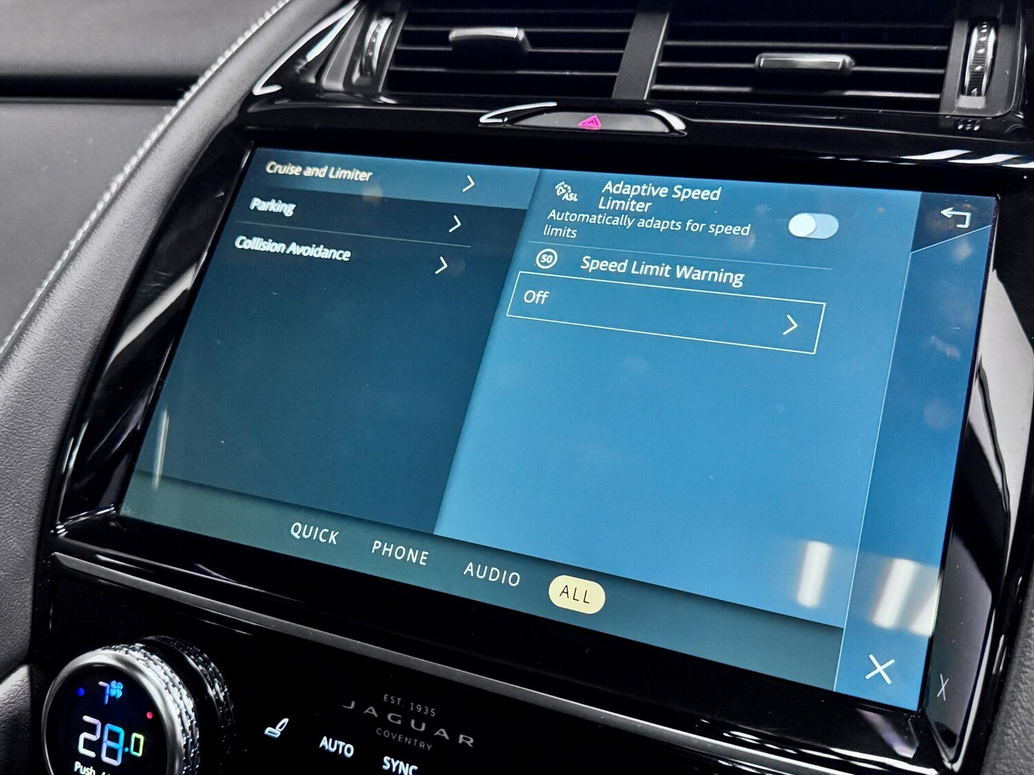 Used Jaguar E-Pace 2021 for sale - 77646240: Photo 42