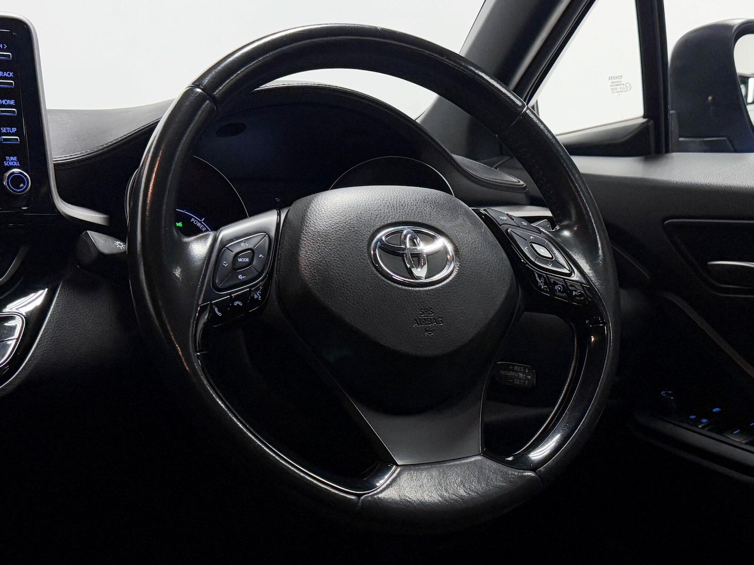 Used Toyota C-HR 2021 for sale - 76122780: Photo 32