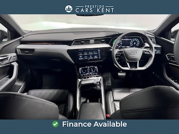 Used Audi e-tron 2023 for sale - 77992929: Photo