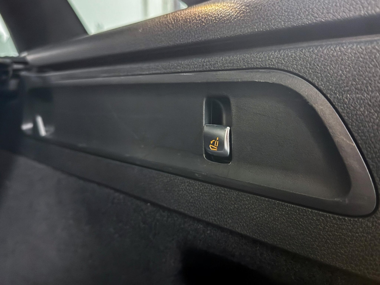 Used Mercedes-Benz GLC 2022 for sale - 77142920: Photo 13