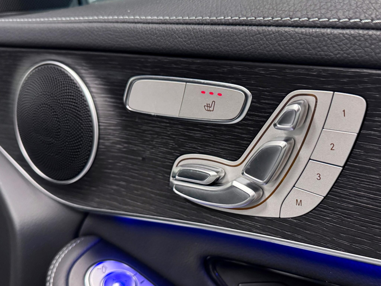 Used Mercedes-Benz GLC 2022 for sale - 77142920: Photo 18