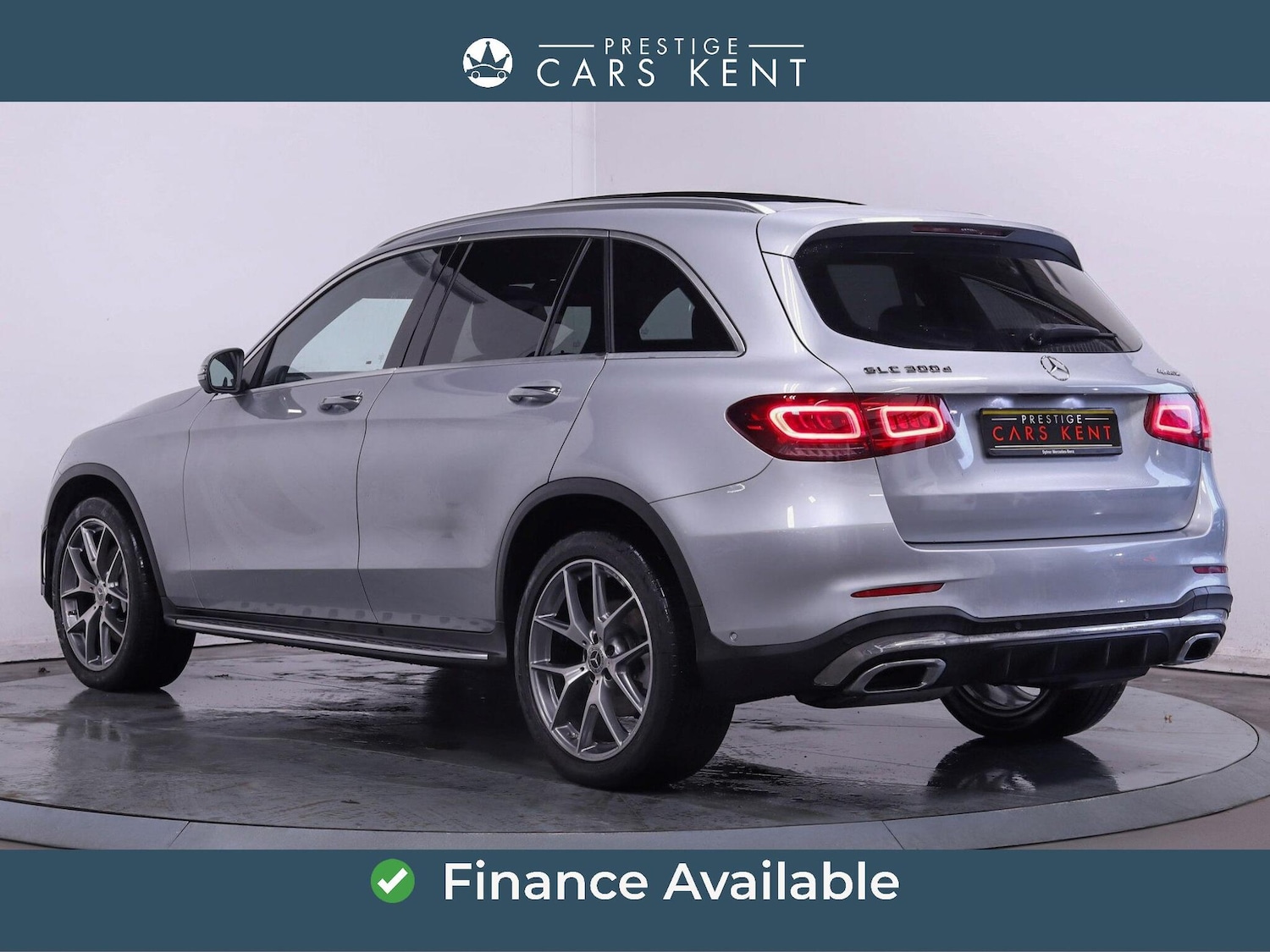 Used Mercedes-Benz GLC 2022 for sale - 77142920: Photo 3