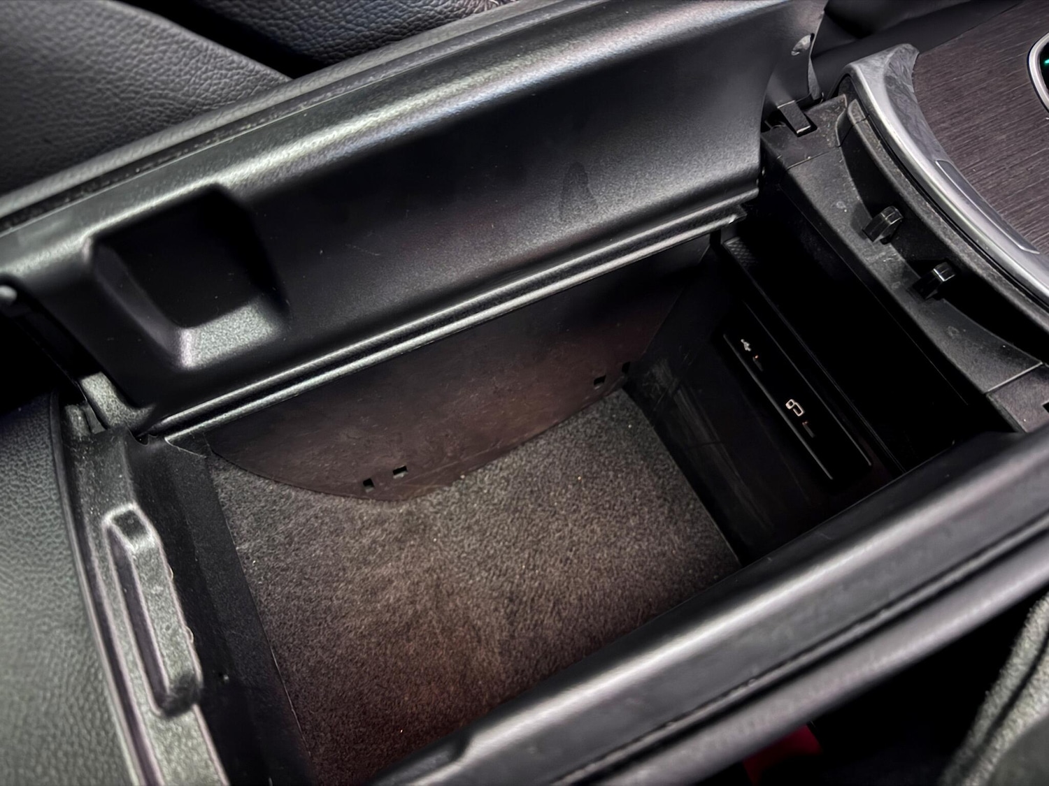 Used Mercedes-Benz GLC 2022 for sale - 77142920: Photo 31