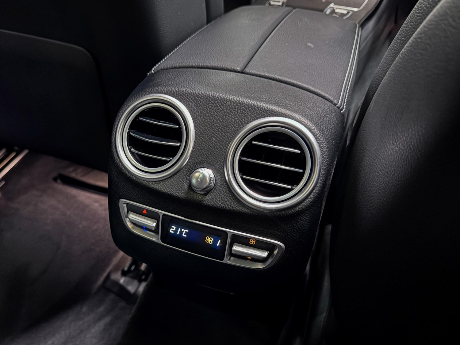 Used Mercedes-Benz GLC 2022 for sale - 77142920: Photo 38