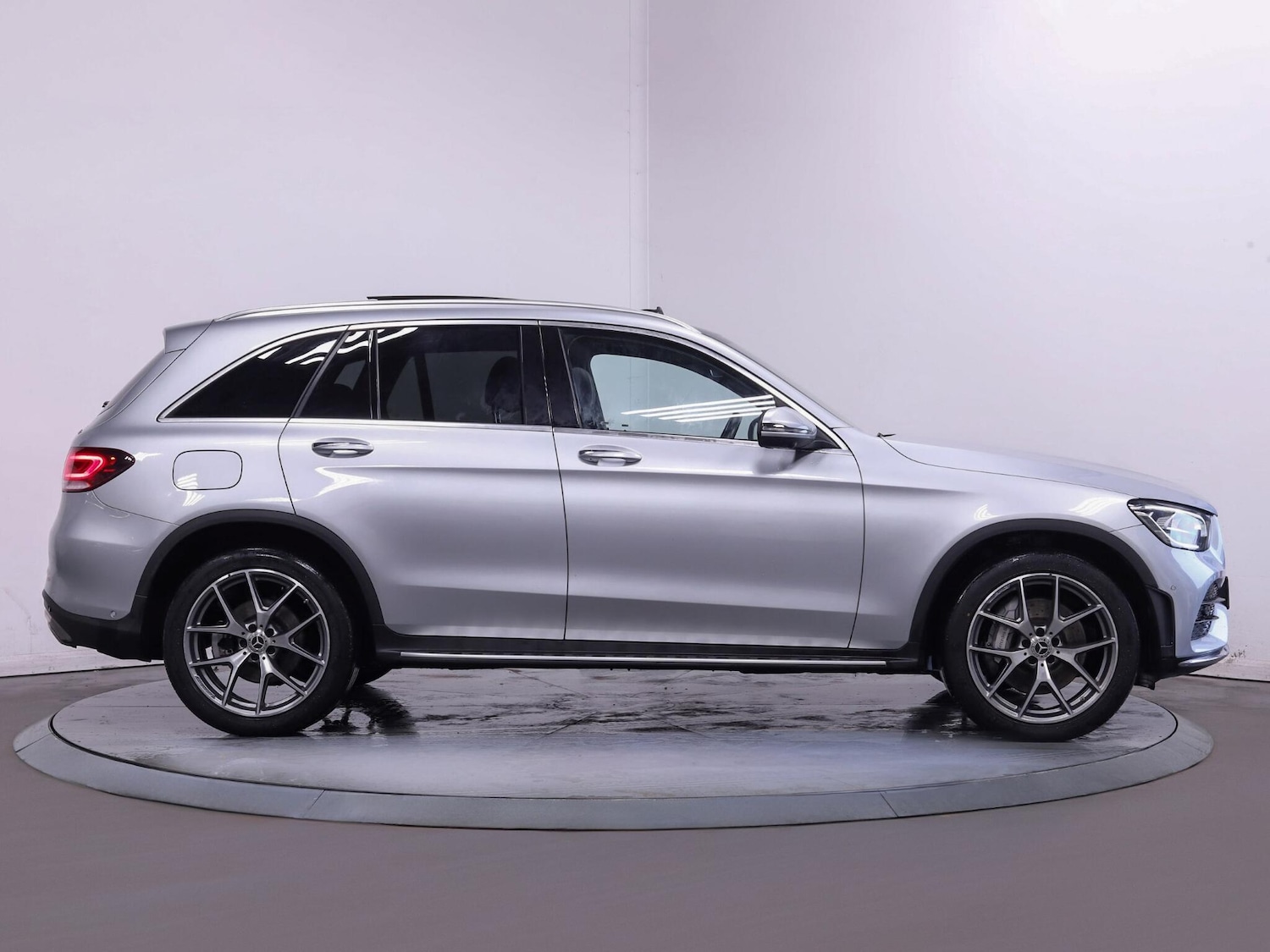 Used Mercedes-Benz GLC 2022 for sale - 77142920: Photo 8