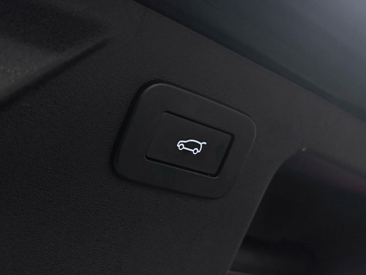 Used Land Rover Discovery Sport 2023 for sale - 77108989: Photo 13