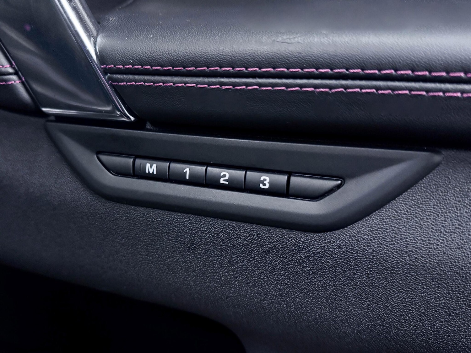 Used Land Rover Discovery Sport 2023 for sale - 77108989: Photo 17