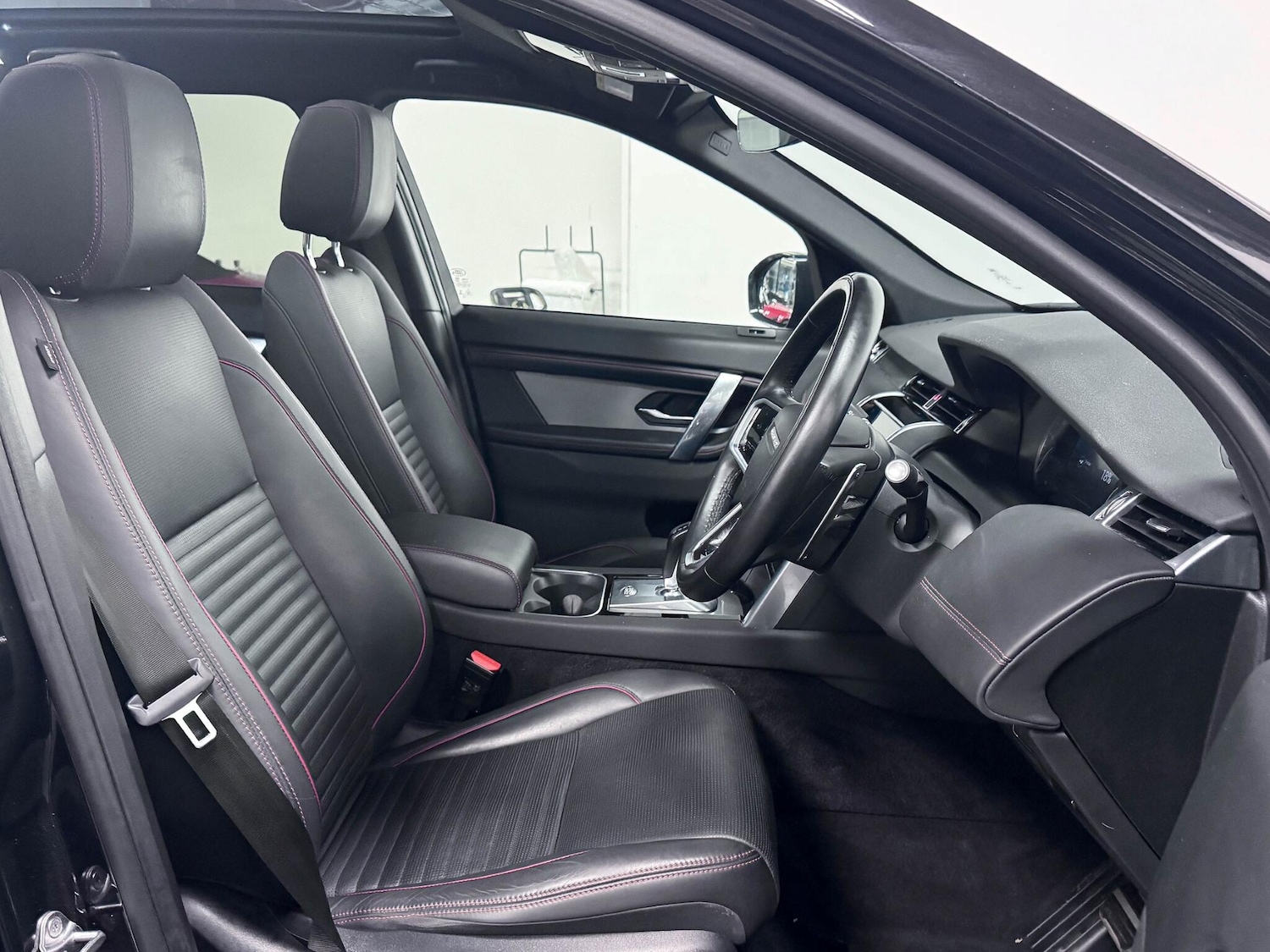 Used Land Rover Discovery Sport 2023 for sale - 77108989: Photo 22