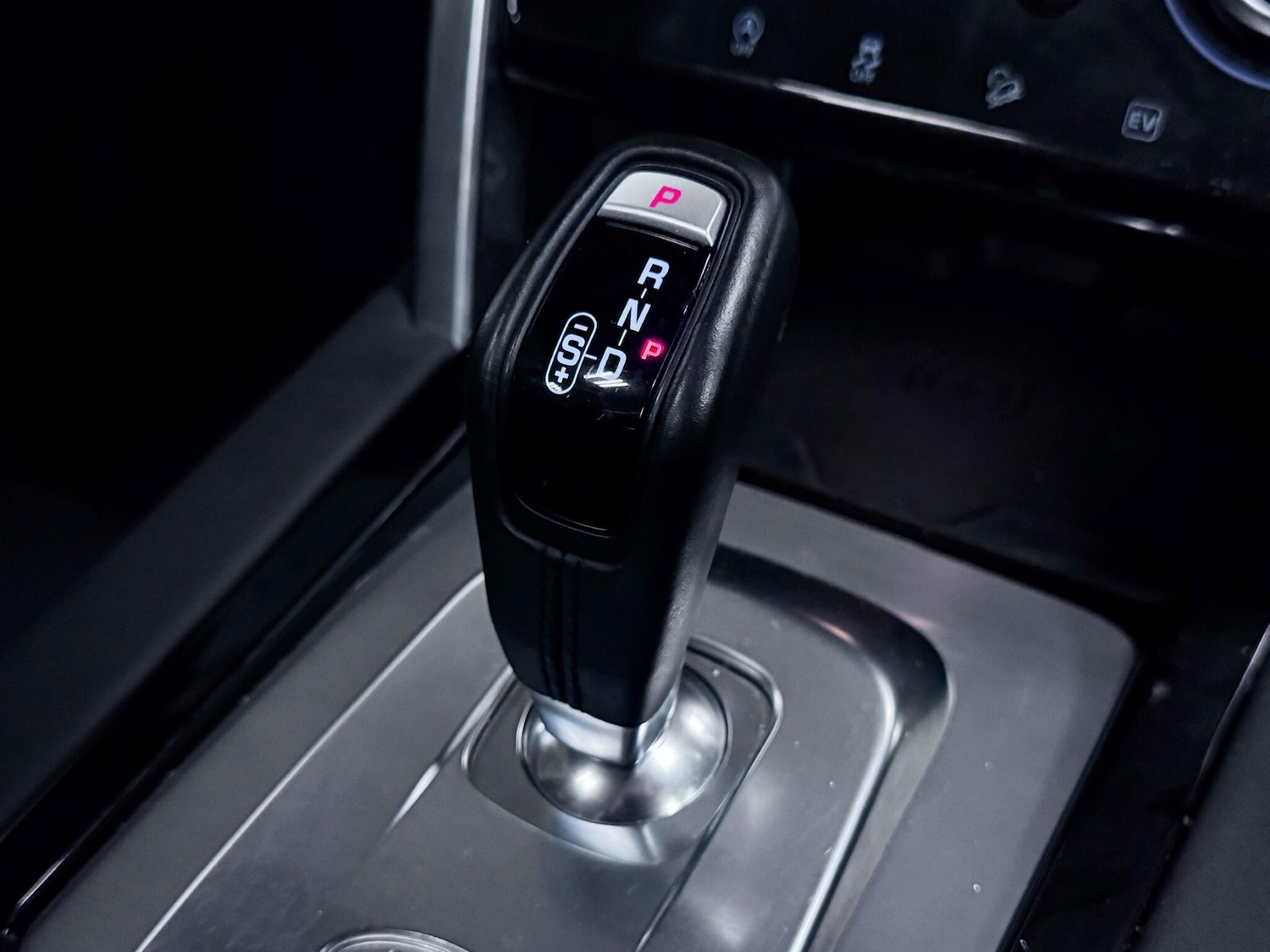 Used Land Rover Discovery Sport 2023 for sale - 77108989: Photo 30