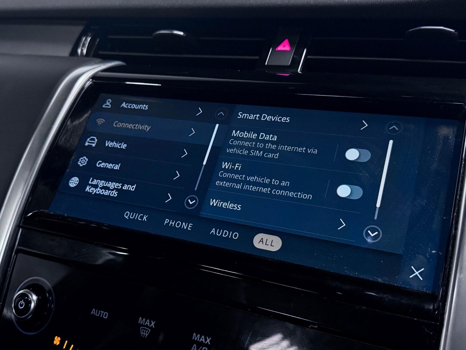 Used Land Rover Discovery Sport 2023 for sale - 77108989: Photo 44