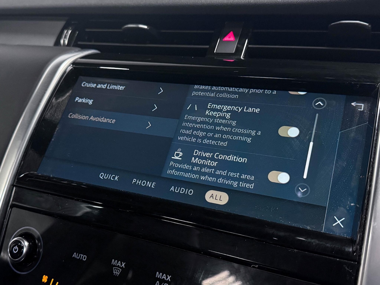 Used Land Rover Discovery Sport 2023 for sale - 77108989: Photo 51