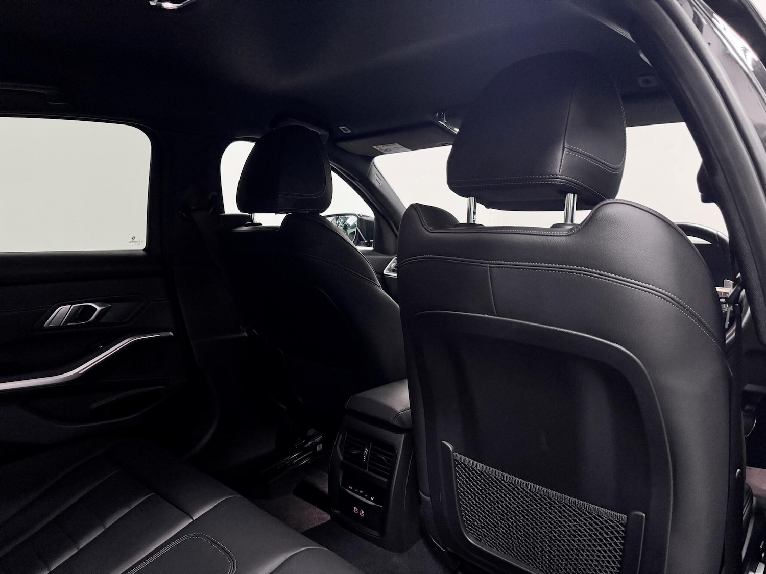 Used BMW 3 Series 2024 for sale - 76658758: Photo 26