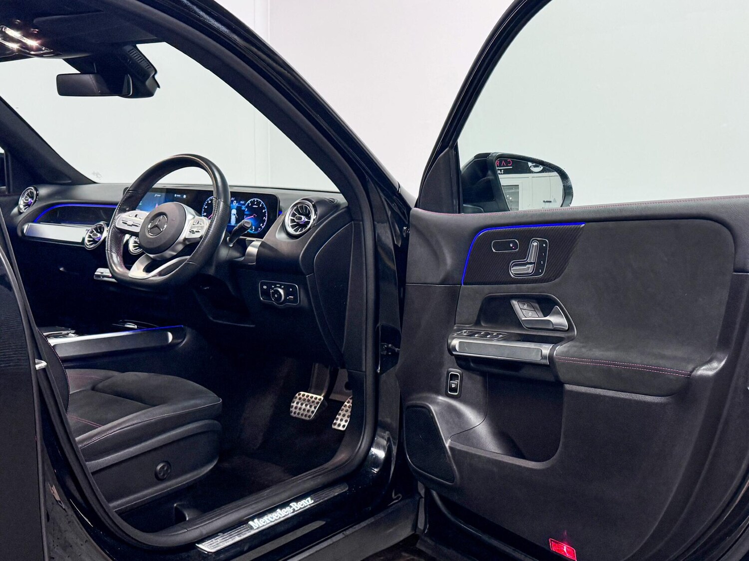 Used Mercedes-Benz GLB for sale - 77597850: Photo 16