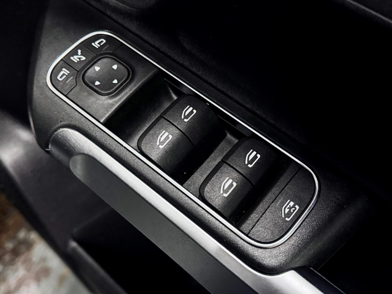 Used Mercedes-Benz GLB for sale - 77597850: Photo 18