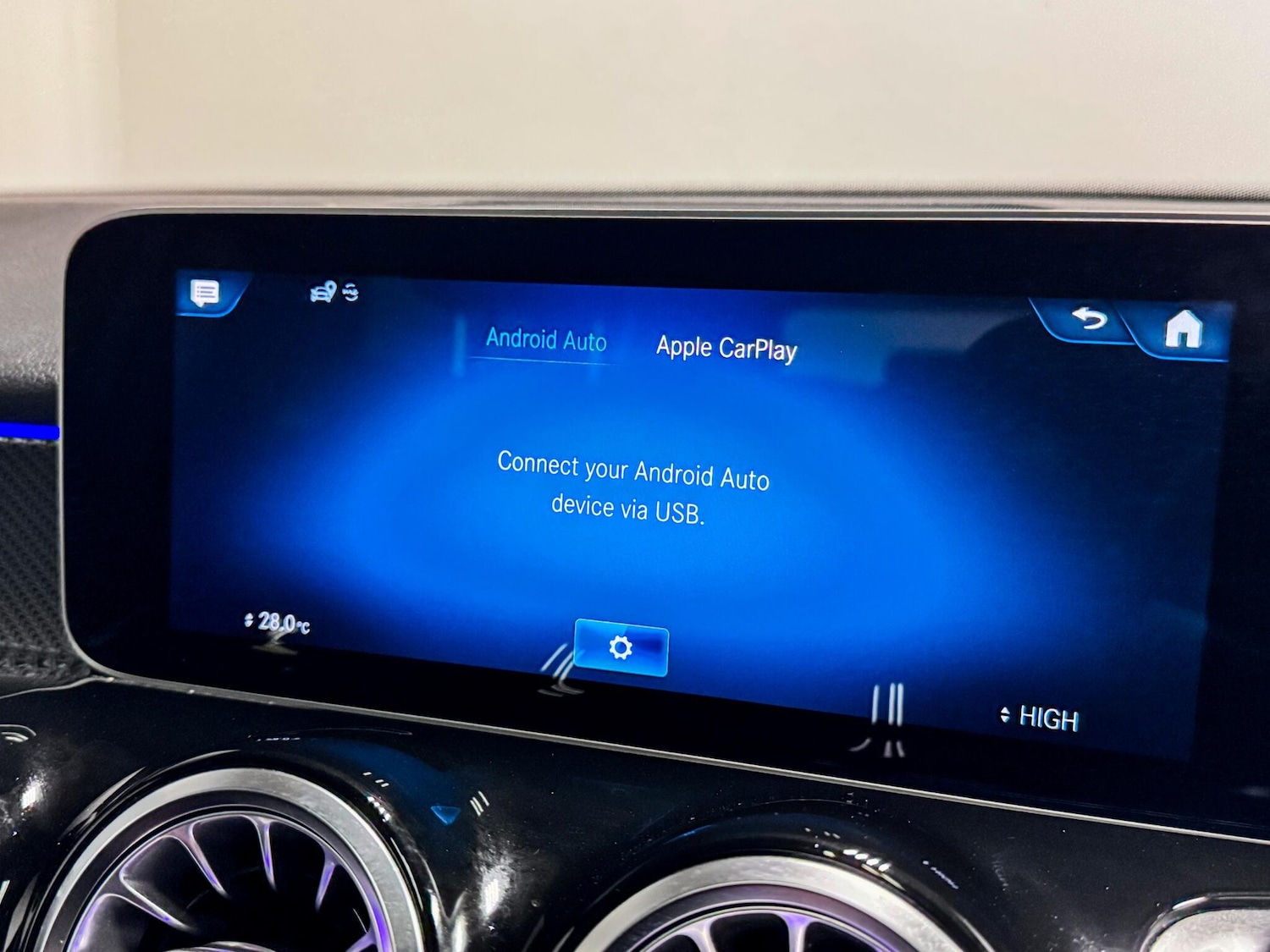 Used Mercedes-Benz GLB for sale - 77597850: Photo 41