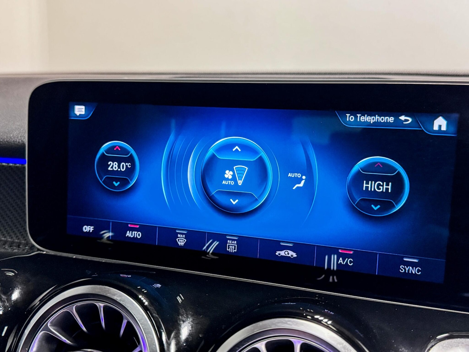 Used Mercedes-Benz GLB for sale - 77597850: Photo 46