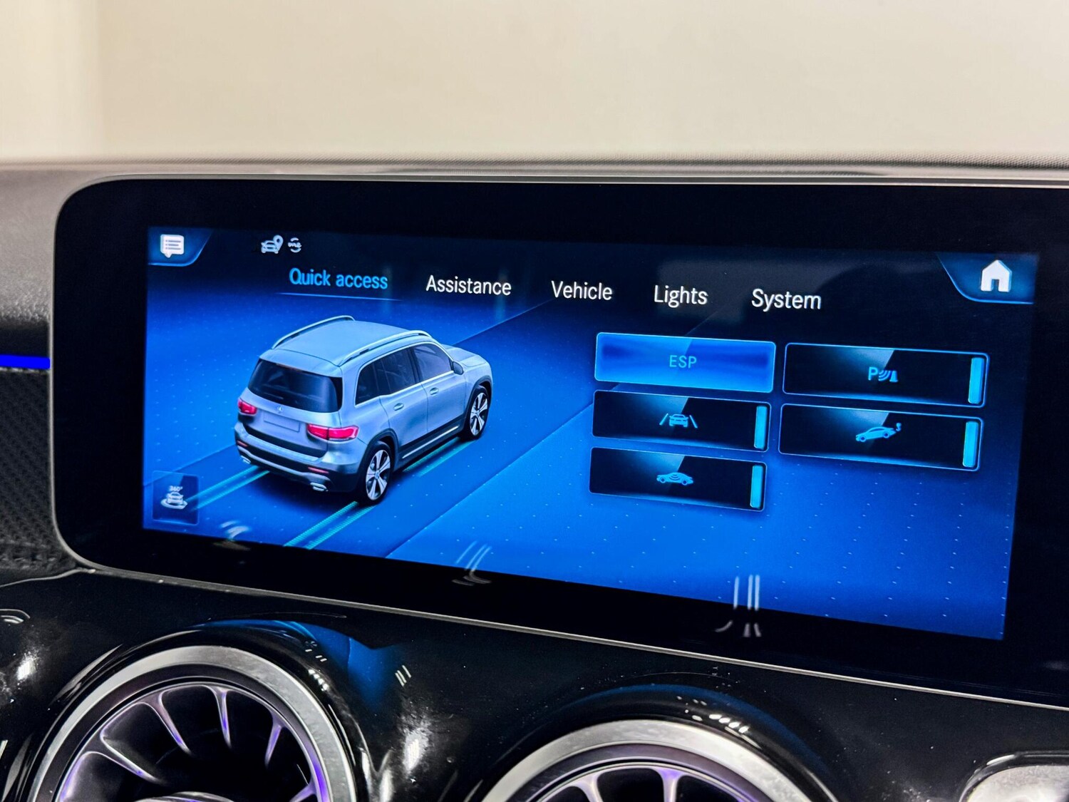 Used Mercedes-Benz GLB for sale - 77597850: Photo 50