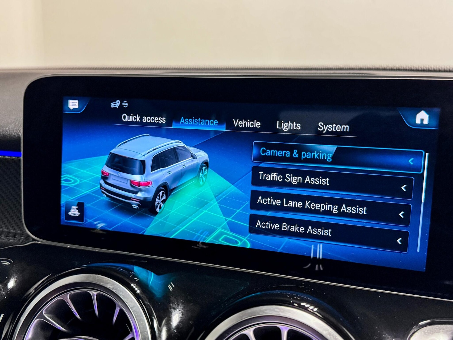 Used Mercedes-Benz GLB for sale - 77597850: Photo 51