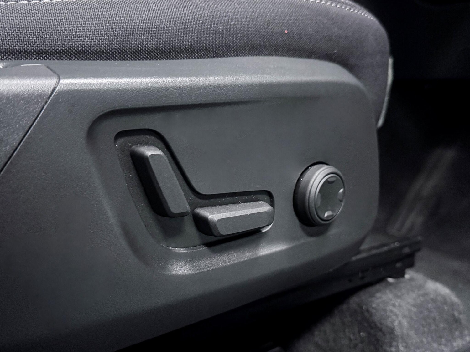 Used Volvo XC40 2022 for sale - 76472157: Photo 18