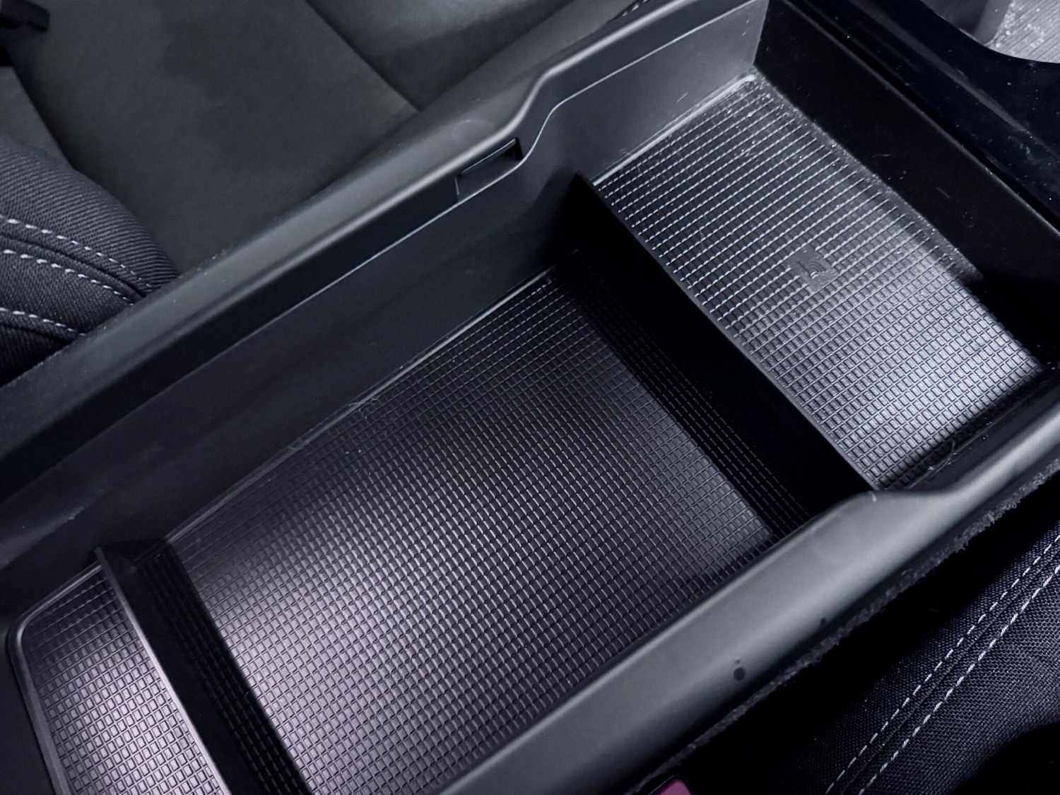 Used Volvo XC40 2022 for sale - 76472157: Photo 30