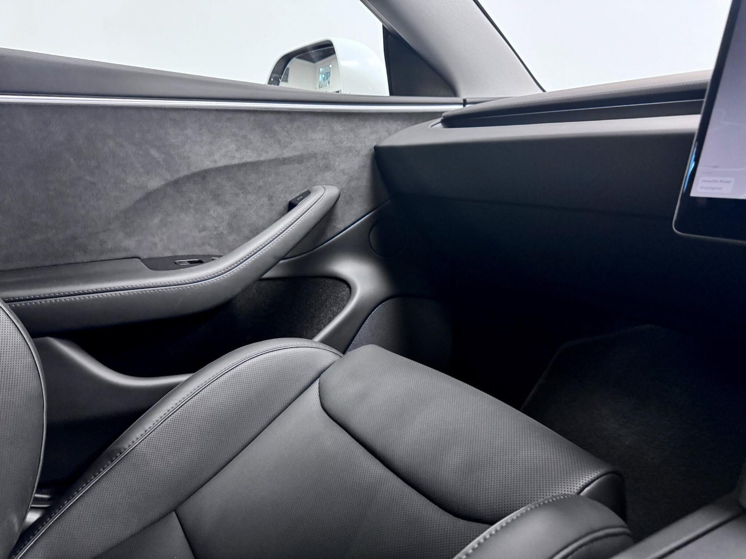 Used Tesla Model 3 2024 for sale - 77658050: Photo 32