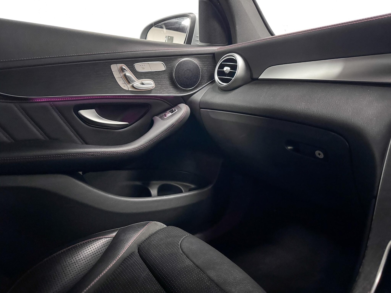 Used Mercedes-Benz GLC 2022 for sale - 76998921: Photo 29