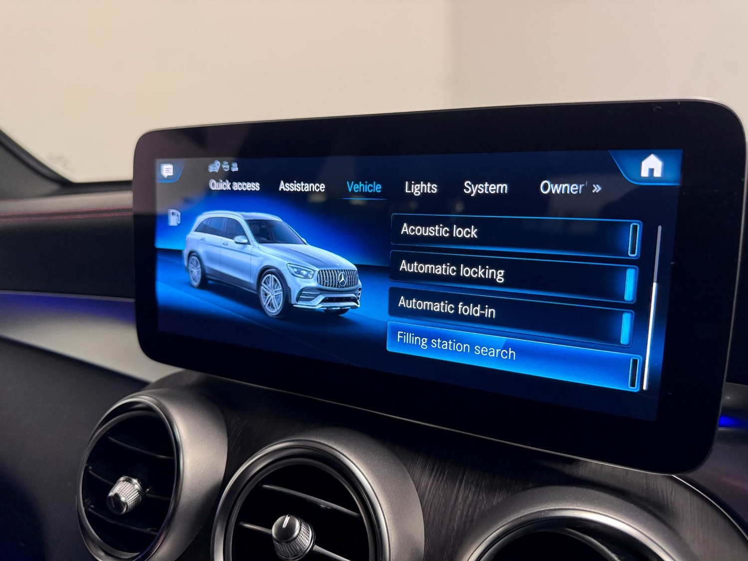 Used Mercedes-Benz GLC 2022 for sale - 76998921: Photo 52