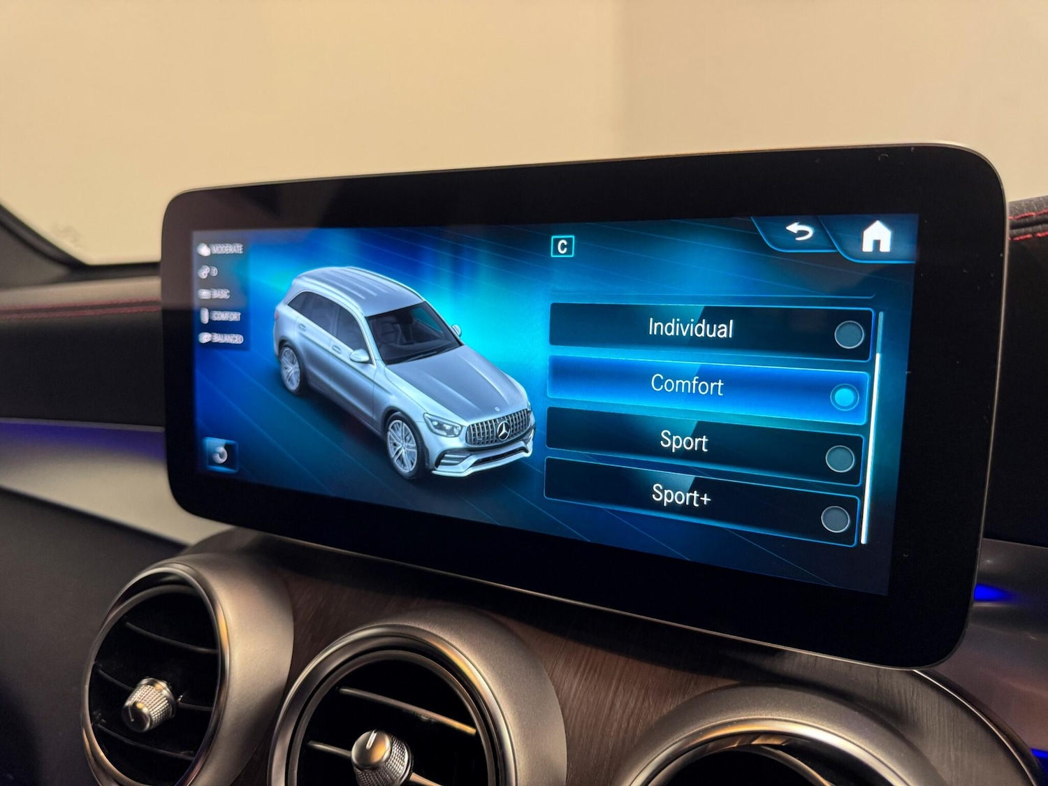 Used Mercedes-Benz GLC 2022 for sale - 76998921: Photo 58