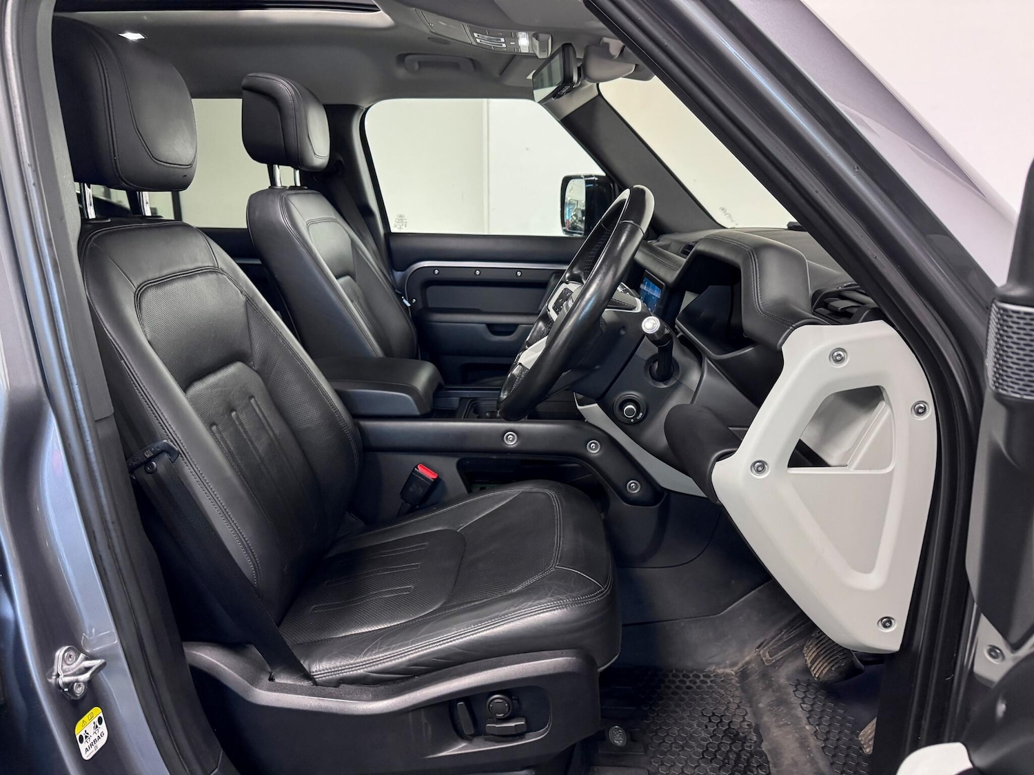 Used Land Rover Defender 110 for sale - 77029726: Photo 21