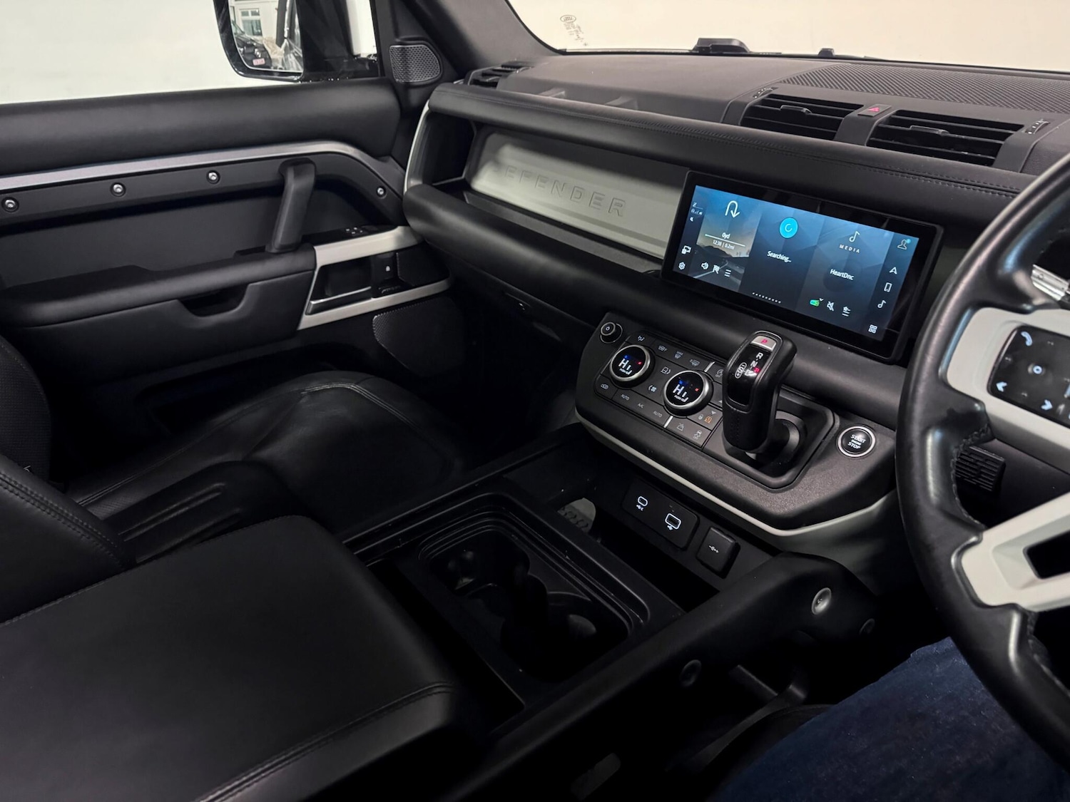 Used Land Rover Defender 110 for sale - 77029726: Photo 27