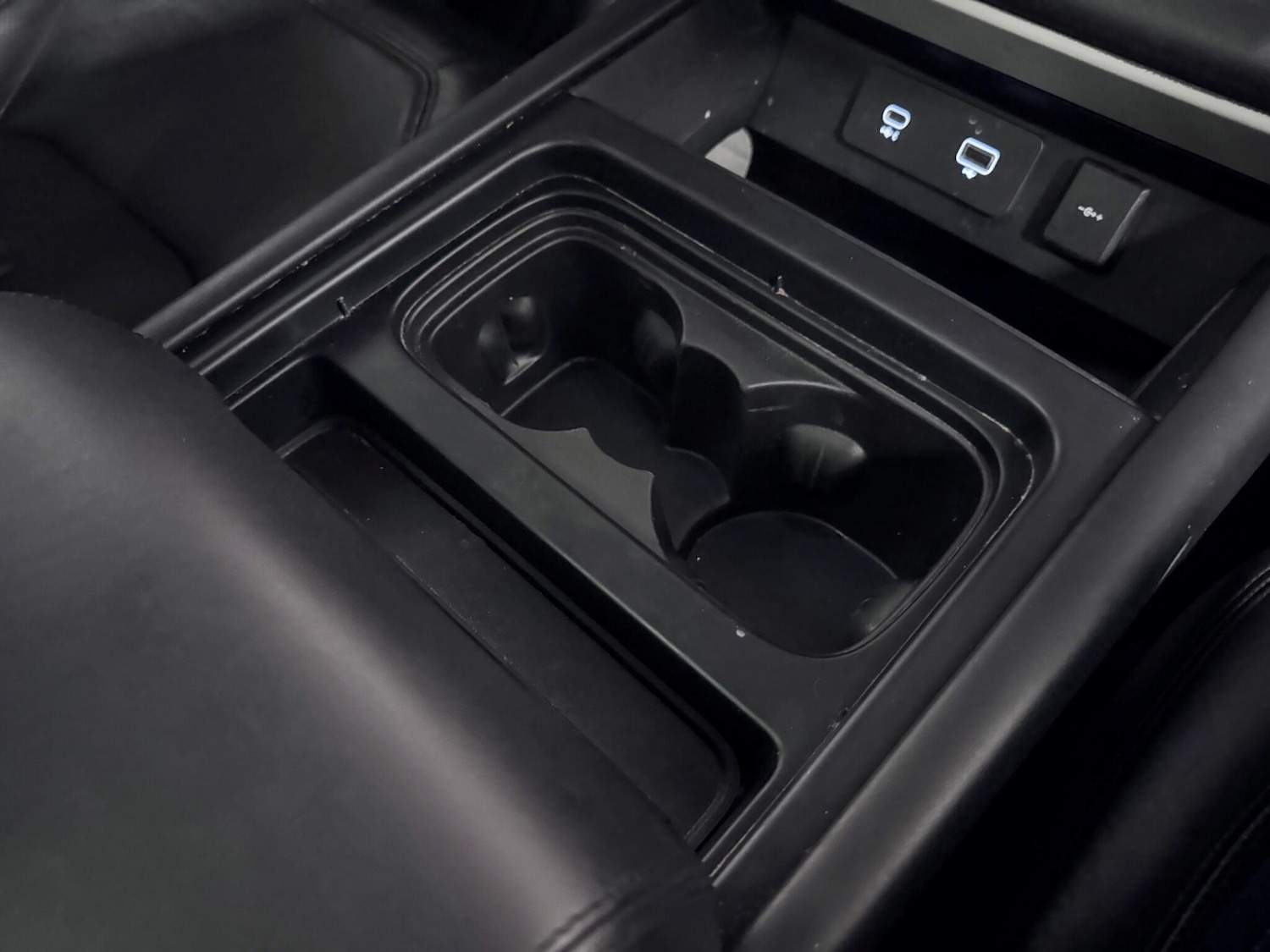 Used Land Rover Defender 110 for sale - 77029726: Photo 29