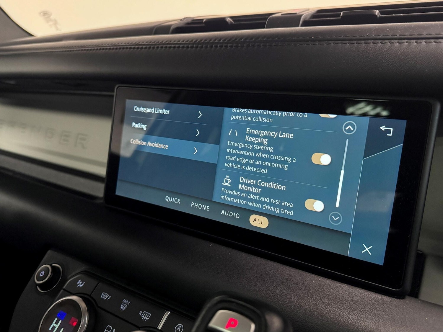 Used Land Rover Defender 110 for sale - 77029726: Photo 52