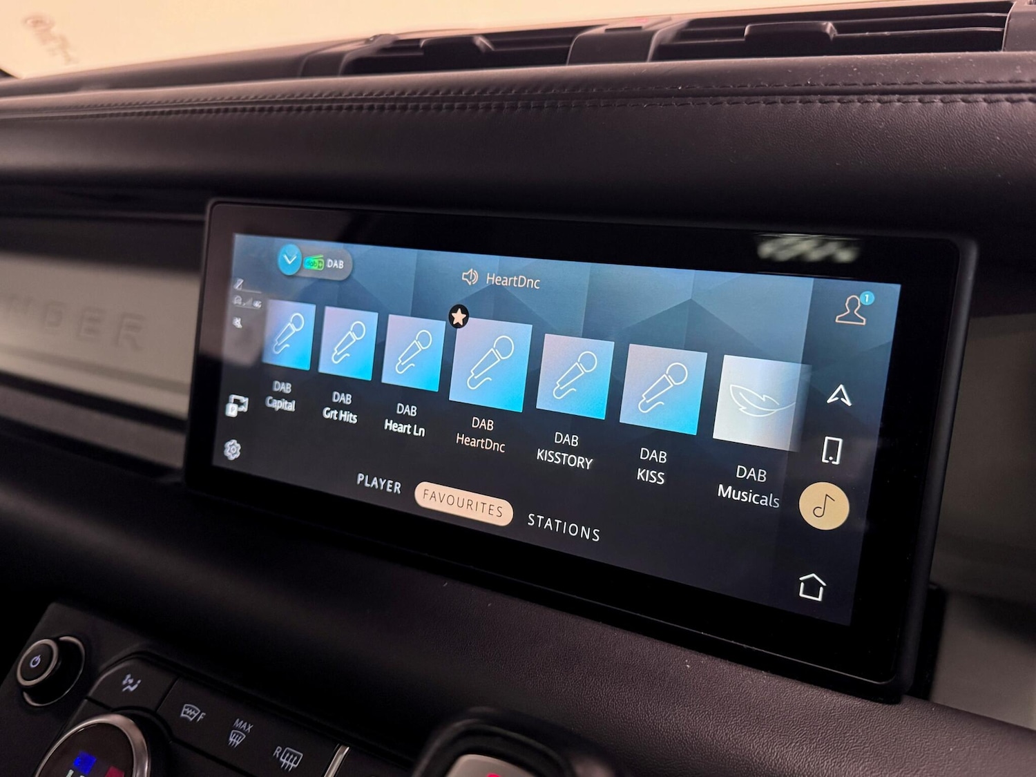 Used Land Rover Defender 110 for sale - 77029726: Photo 53