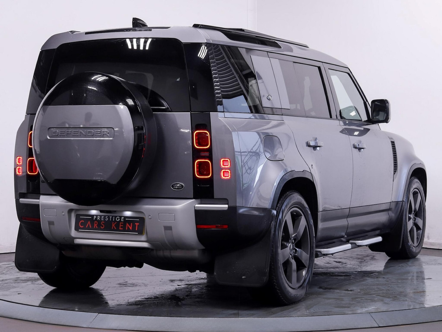 Used Land Rover Defender 110 for sale - 77029726: Photo 9